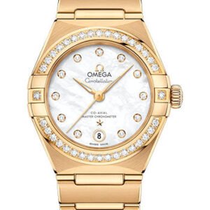 Omega Constellation Manhattan Co-Axial Master Chronometer Watch - 29 mm Yellow Gold Case - Diamond-Paved Bezel - Mother-Of-Pearl Diamond Dial - 131.55.29.20.55.002