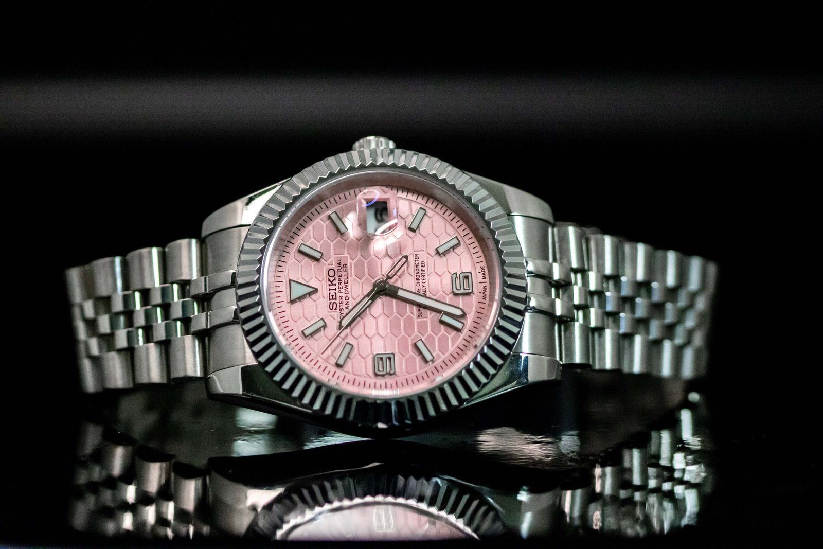 Seiko Mod Land Dweller Pink - Image 5