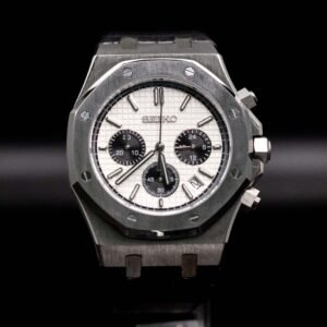 White Seikoak Chronograph